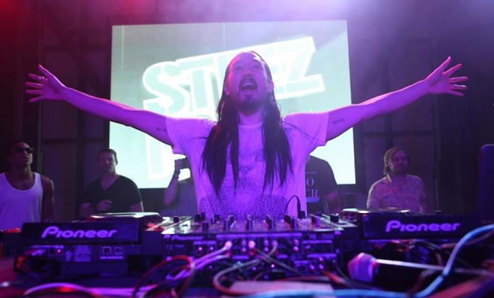 Steve Aoki to Collaborate With Blue Man Group in Exclusive Performance