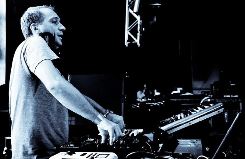 PAUL VAN DYK To Participate In &#8220;Our Table Is Yours, Thanksgiving Dinner&#8221; Benefit For Food Bank of New York Tomorrow