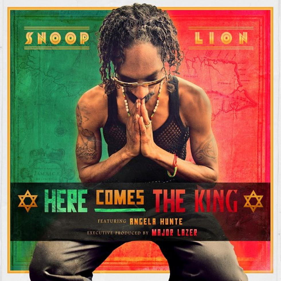 Snoop Lion ft. Angela Hunte  &#8220;Here Comes The King&#8221; Produced By Major Lazer