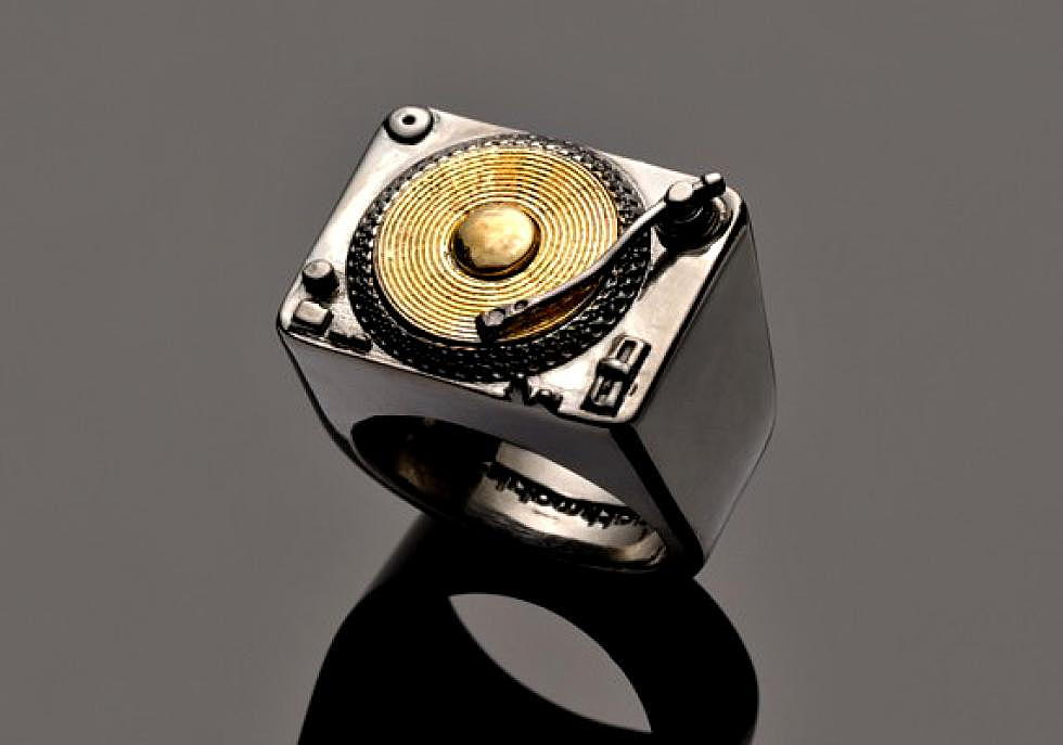 Turntable Ring from Mathmatiks