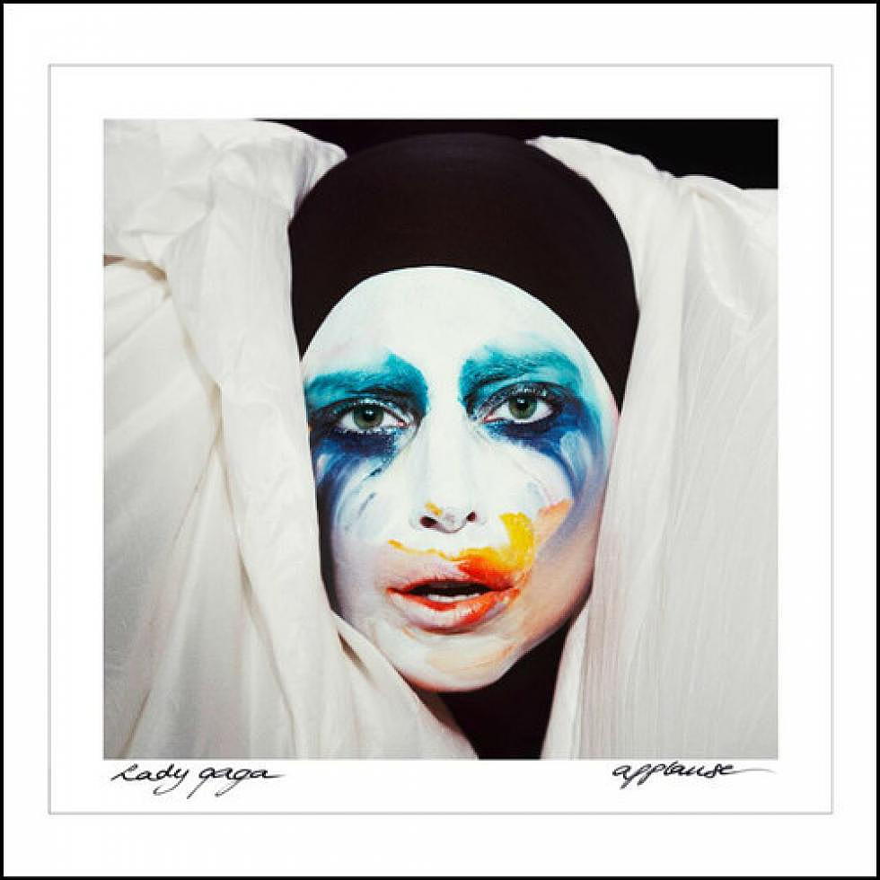 Lady Gaga &#8220;Applause&#8221; Viceroy Remix